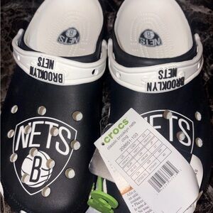 CROCS Men Black Brooklyn Nets Slippers